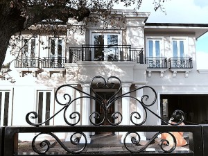 balconies with top fence decoration