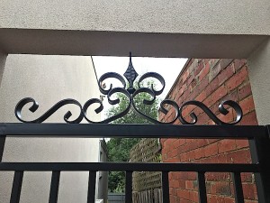 fence top decoration